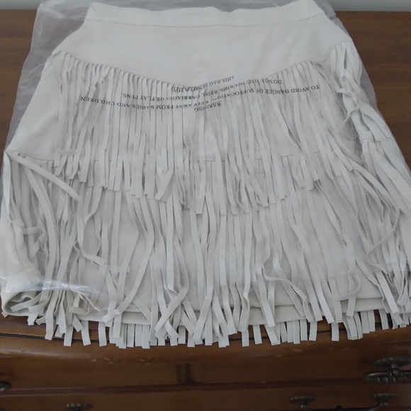 Beige fringe skirt - Picture 4 of 5